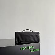Colestore  Bottega Veneta Women's Andiamo Clutch in  Black   31x13x3cm  - 2