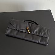 Colestore  Bottega Veneta Women's Andiamo Clutch in  Black   31x13x3cm  - 5