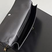 Colestore  Bottega Veneta Women's Andiamo Clutch in  Black   31x13x3cm  - 6