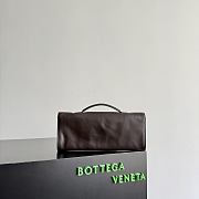 Colestore  Bottega Veneta Women's Andiamo Clutch in Fondant 31x13x3cm  - 5