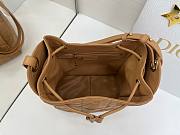 Colestore  Dior Medium D-Motion Bag Light Gold-Tone Macrocannage Lambskin 23 x 24 x 13cm - 6