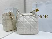 Colestore  Dior Medium D-Motion Bag Ivory Macrocannage Lambskin 23 x 24 x 13cm - 2
