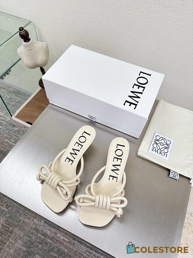 Colestore  Loewe Flamenco Knot sandal in lambskin Beige 5.5cm - 1