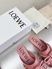 Colestore  Loewe Flamenco Knot mule in lambskin Blush - 4