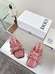 Colestore  Loewe Flamenco Knot mule in lambskin Blush - 2