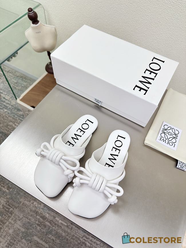 Colestore  Loewe Flamenco Knot mule in lambskin White - 1