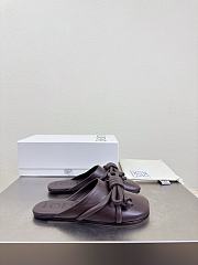 Colestore  Loewe Flamenco Knot mule in lambskin Dark Brownie - 5