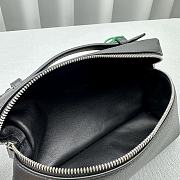 Colestore Loro Piana Extra Pocket L19  Grained Calfskin  Black/Sun Gold 19x8x12cm - 3