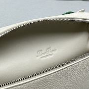 Colestore Loro Piana Extra Pocket L19  Grained Calfskin White 19x8x12cm - 2