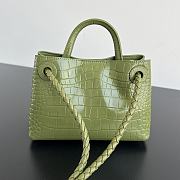 	 Colestore Bottega Veneta Andiamo Mini Top Handle Bag In Crocodile-Embossed Leather Green 22x9x15.5cm - 4