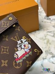 Colestore Louis Vuitton Triplets Cardboard Box Inside a Pink Microfiber 19 x 13 x 13cm - 6
