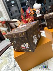 Colestore Louis Vuitton Triplets Cardboard Box Inside a Pink Microfiber 19 x 13 x 13cm - 5