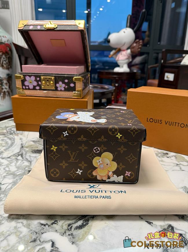 Colestore Louis Vuitton Triplets Cardboard Box Inside a Blue Microfiber 19 x 13 x 13cm - 1