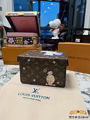 Colestore Louis Vuitton Triplets Cardboard Box Inside a Blue Microfiber 19 x 13 x 13cm - 5