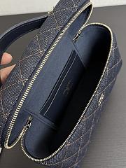 Colestore Chanel  Classic Vanity With Chain   Denim & Gold Metal  Dark Blue & Orange 17 x 19.5 x 5cm - 2