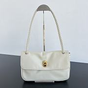 Colestore Bottega Veneta Madison in Off White 27x16x6cm - 1