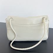 Colestore Bottega Veneta Madison in Off White 27x16x6cm - 5