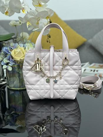 Colestore Dior Small Dior Toujours Vertical Tote Bag Charm Light Pink 18.5 x 18.5 x 12 cm