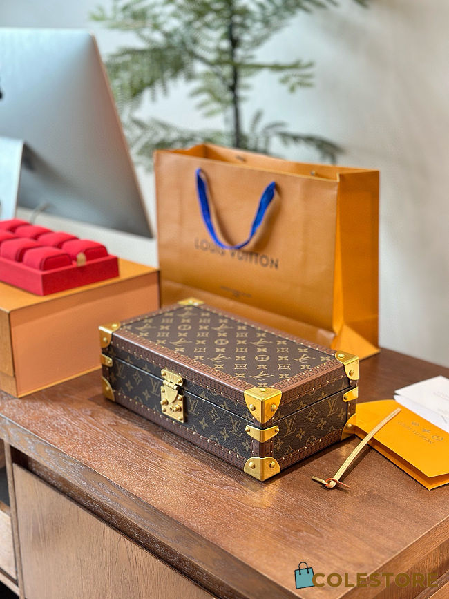 Colestore Louis Vuitton Monogram Canvas 8 Watch Case Red Fusion 34x18x11 cm - 1