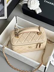 Colestore Chanel Small Vanity Case With Top Handle Light Beige 9.5x17x8cm - 3