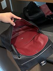Colestore Chanel MAXI FLAPBAG   Grained Calfskin & Silver Metal  Black 19.5 x 32 x 10cm   - 3