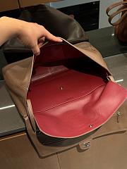 Colestore Chanel MAXI FLAPBAG   Grained Calfskin & Silver Metal  Light Brown  26 x 38.5 x 11cm - 5