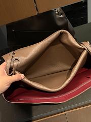 Colestore Chanel MAXI FLAPBAG   Grained Calfskin & Silver Metal  Light Brown  26 x 38.5 x 11cm - 3