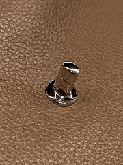 Colestore Chanel MAXI FLAPBAG   Grained Calfskin & Silver Metal  Light Brown  26 x 38.5 x 11cm - 2