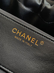 Colestore Chanel Small shopping bag   Calfskin and Gold-Plated Metal  Black  27.5 x 21 x 10cm - 2