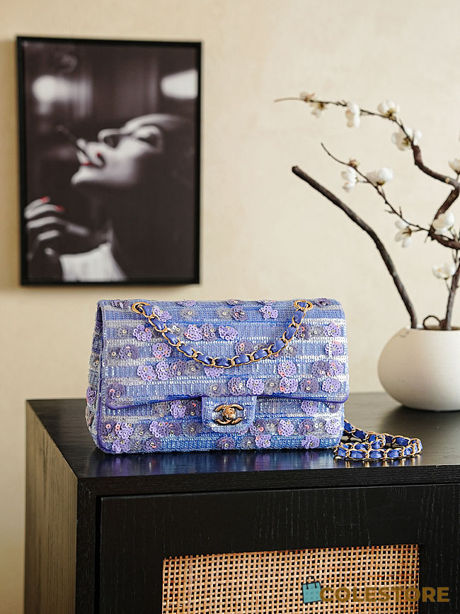 Colestore Chanel Classic Flap Bag  Sequined Tweed and  Gold-Plated Metal Blue, Purple 25.5x15.5x6.5cm - 1