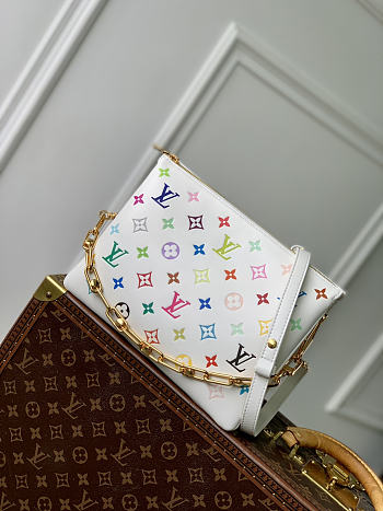 Colestore  Louis Vuitton LV x TM Coussin PM 20 x 12 x 26cm