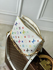 Colestore  Louis Vuitton LV x TM Coussin PM 20 x 12 x 26cm - 4