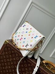 Colestore  Louis Vuitton LV x TM Coussin PM 20 x 12 x 26cm - 6