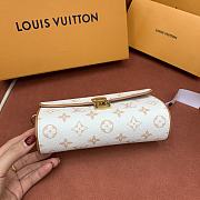 Colestore Louis Vuitton Camille Pochette Bag Monogram Dune M26583 20.5 x 11 x 6 cm - 4