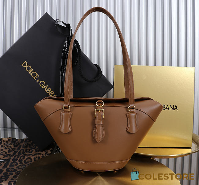 Colestore  Dolce & Gabbana Capri coffa bag in calfskin in Brown 18x15x13cm - 1