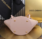 Colestore  Dolce & Gabbana Capri coffa bag in calfskin in Light Pink 18x15x13cm - 6