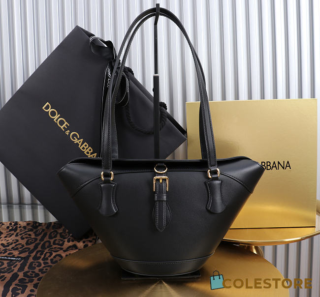 Colestore  Dolce & Gabbana Capri coffa bag in calfskin in Black 18x15x13cm - 1