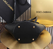 Colestore  Dolce & Gabbana Capri coffa bag in calfskin in Black 18x15x13cm - 6