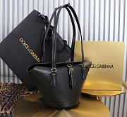 Colestore  Dolce & Gabbana Capri coffa bag in calfskin in Black 18x15x13cm - 5
