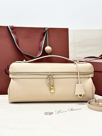 Colestore  Loro Piana Extra Softy Bag L33 Calfskin  Ancient Sandstone/Sun Gold 33 x 14 x 9cm