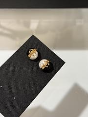 Colestore Chanel Black Lucite, Imitation Pearl And Gold Metal CC Earrings - 4