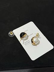 Colestore Chanel Black Lucite, Imitation Pearl And Gold Metal CC Earrings - 3