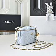 Colestore Chanel Classic Vanity Bag Light Blue Lambskin 17x9.5x8cm - 4
