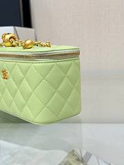 	 Colestore Chanel Classic Vanity Bag Light Green Lambskin 17x9.5x8cm - 2