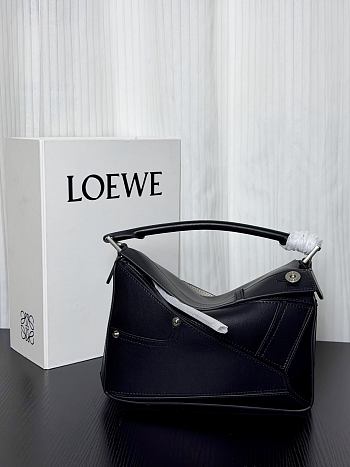 	 Colestore Loewe Panta large Puzzle bag in shiny calfskin Black 24x10.5x16.5cm