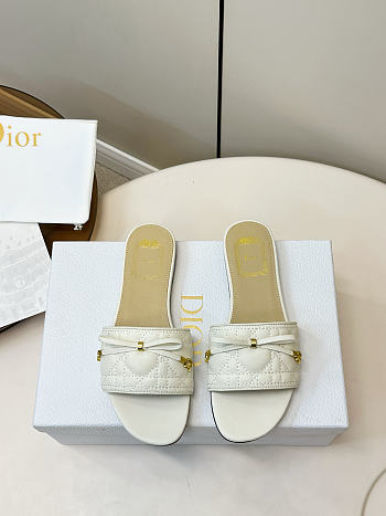 Colestore Dior Cannage Heeled Slide Latte Quilted Cannage Lambskin 3.5cm