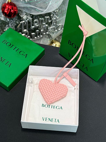 Colestore Bottega Veneta Charm Heart da Uomo di in Rosa 