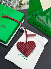 Colestore Bottega Veneta Charm Heart da Uomo di in Barolo - 3