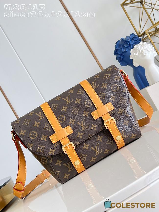 Colestore  Louis Vuitton Christopher Messenger Monogram Archive 32 x 19.5 x 11cm - 1