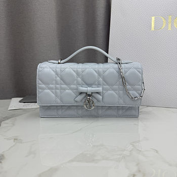 Colestore Dior My Dior Mini Bag Ice Blue Cannage Lambskin  21 x 11.5 x 4.5 cm